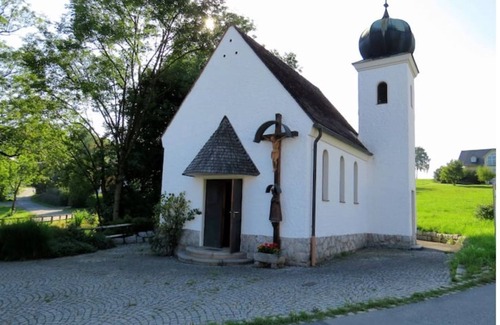 Weiden in der Oberpfalz Appartement | Cozy apartment with terrace near Weiden