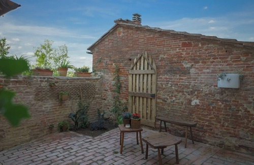 Foiano della Chiana Appartement | Cozy apartment in the historic center