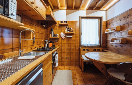 Cortina d'Ampezzo Appartement | Cozy apartment in prestigious Chalet
