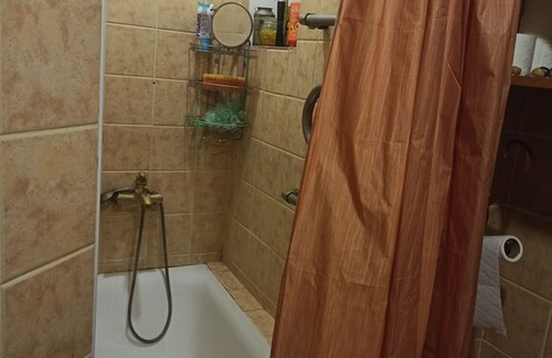 Prymors'kyi district Appartement | Cozy apartment close to the beach, Train Station and Central Market, Opera House