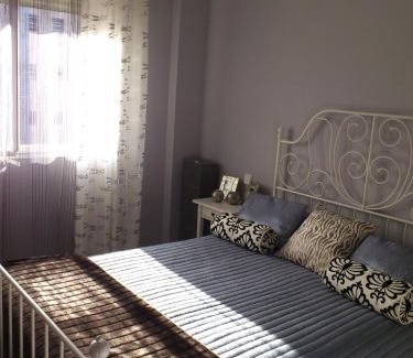 Doctor Barraquer-Grupo Renfe-Policlinico Appartement | Cozy apartment & free parking