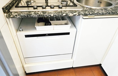 Zona I Val Melaina Appartement | Cozy apartment in charming Roma with WiFi, AC