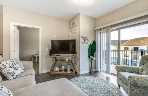 Mankato Maison | Cozy Apartment in Clubhouse building at Woodside Apartments