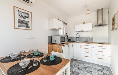 Coupvray Appartement | Cozy Apartment In Coupvray With Wifi
