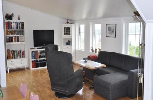 Fitjar Appartement | Cozy Apartment In Fitjar