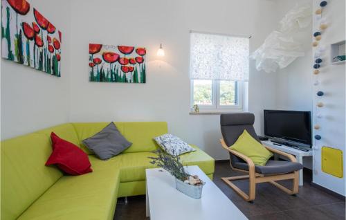 Porozina Appartement | Cozy Apartment In Porozina With Wifi