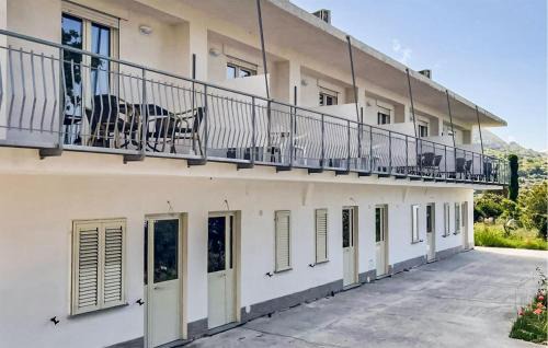 Santa Maria Appartement | Cozy Apartment In Ricadi