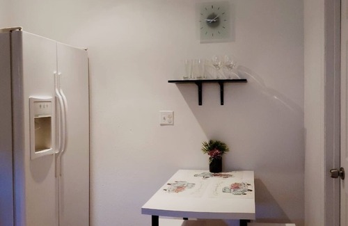 Orlando Appartement | Cozy Apartment in S Orlando, approx. 20 minutes away from Disney and Universal.