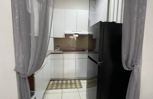Colinas de Miramar Appartement | Cozy Apartment in San Juan with light 24/7