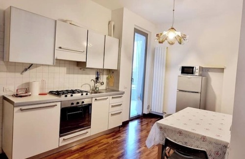 Pineta Appartement | Cozy apartment in the University-Polo Judicial area