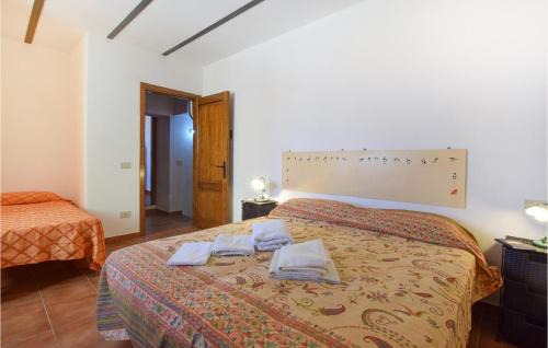 Tusa Appartement | Cozy Apartment In Tusa With Kitchen