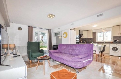 Vinassan Appartement | Appartement confortable à Vinassan avec.