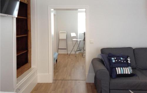 Innerstaden Appartement | Cozy Apartment In Visby With Kitchen