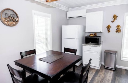 Watertown Appartement | Cozy Apartment in Watertown