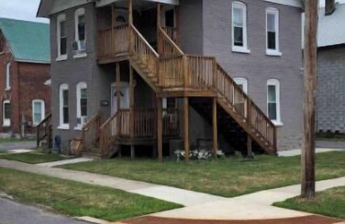 Watertown Appartement | Cozy Apartment in Watertown