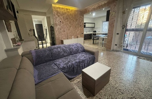 Fuorigrotta Appartement | Cozy APARTMENT just minutes from the main sights of the city.