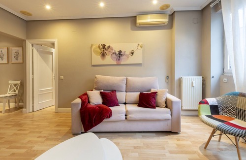 Guindalera Appartement | Cozy Apartment Madrid. Bº SALAMANCA, IFEMA. AEROPUERTO. 2 ROOMS- 6 PAX - ELEVATOR