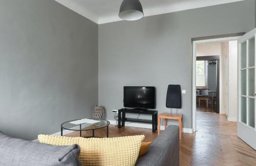 Old Town Appartement | Cozy apartment near the embankment and the Old Town and free parking in front of the apartment windows