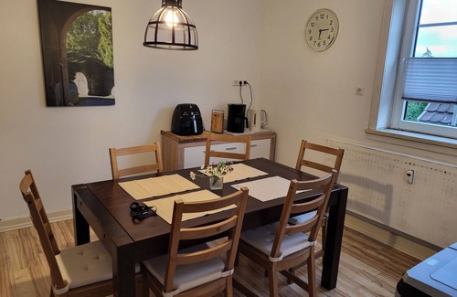 Sachsenhausen Copropriété | Cozy apartment on the 1st floor, near Edersee, good infrastructure, pet-friendly.