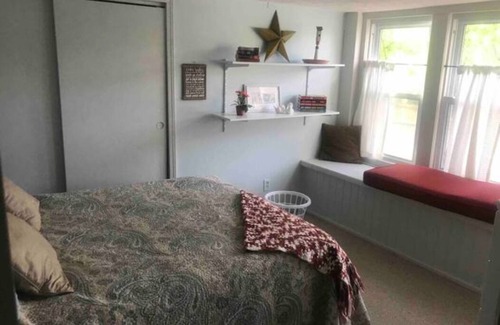 Monticello Maison | Cozy Apartment on Tippecanoe River