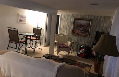 Monticello Maison | Cozy Apartment on Tippecanoe River