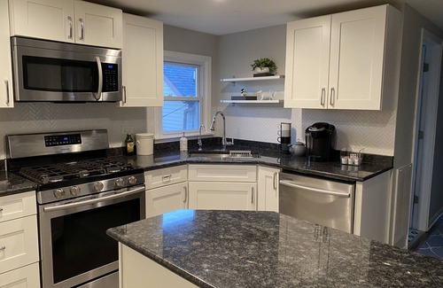 Downers Grove Appartement | Cozy apartment right in Downtown Downers Grove