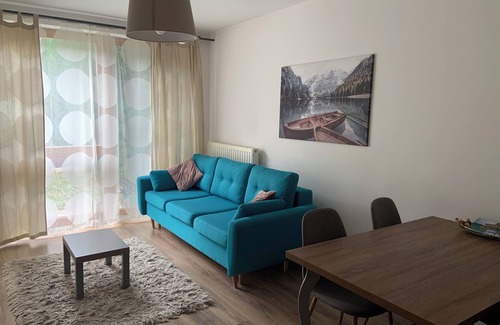 Pecs Appartement | Cozy apartment with 1 bedroom and AC, WiFi in welcoming Pécs