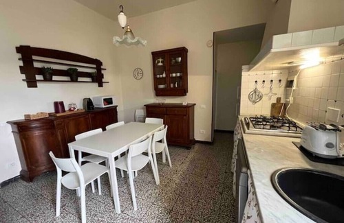 Oltrarno Appartement | Cozy apartment with 3 bedrooms located in the historical part of the city