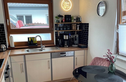Kaunitz Appartement | Cozy apartment with conservatory near the safari park - dogs welcome