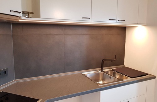 Rettenberg Appartement | Acogedor apartamento con vistas a la montaña.