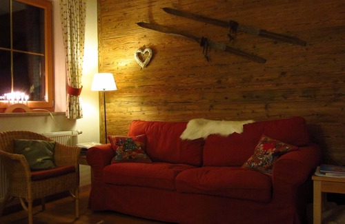Hochkrimml Appartement | Cozy apartment with mountain views and proximity to the lift in the Zillertal Ar