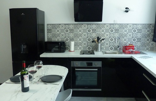 Auterive Appartement | Appartement cosy avec Jacuzzi privatif pour une nuit romantique