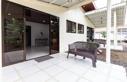 Northern Plains Appartement | Cozy Apt next to famous river Rio Celeste perfect for Family/couple Adventure