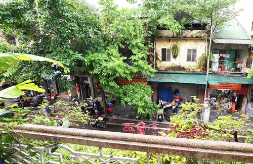 Old Quarter Maison | Cozy balcony/ Street view/ Old Quarter central/ Sunny Homestay