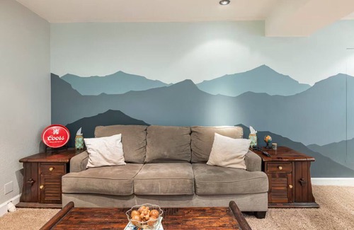 North Alameda Appartement | Cozy Basement 2-bedroom Apartment in Charming Lakewood