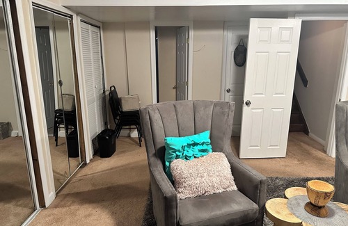Trinidad Appartement | Cozy Basement Suite In Great Capital Hill Neighborhood