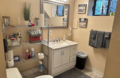 Trinidad Appartement | Cozy Basement Suite In Great Capital Hill Neighborhood
