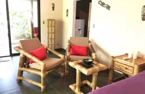Parrita Station Balnéaire | Cozy beach Apartment in Clandestino Hotel