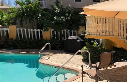 Hendricks and Venice Isles Appartement | Cozy Beach Apt Las Olas Blvd