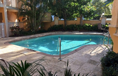 Hendricks and Venice Isles Appartement | Cozy Beach Apt Las Olas Blvd