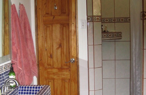 Parrita Cottage | Eco-bungalow confortable en bord de mer! Cottage de los Palmas