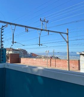 Redhill Appartement | Cozy Beachside Studio Apartment on Surfers Corner