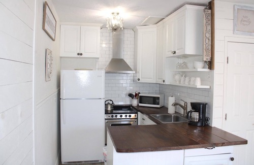 New Smyrna Beach Appartement | Cozy Beachside Cottage Studio