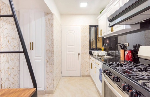 Antillas Maison | Cozy & Beautiful City Center House with JACUZZI in Santo Domingo