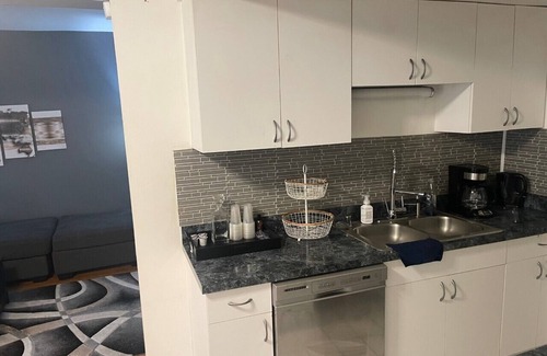 North Kenwood Copropriété | Cozy Beautiful Condo