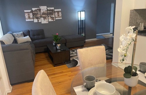 North Kenwood Copropriété | Cozy Beautiful Condo
