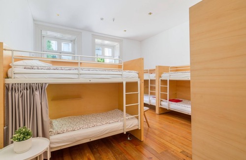 Centro / Baixa Maison | Cozy Bed in Dorm @ Porto Lounge Hostel (1)