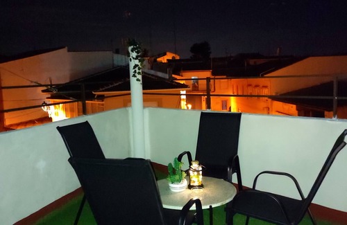 Villarejo de Salvanes Maison | Cozy, bright, terrace-solarium, rustic living room. Very close to Madrid...