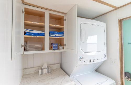 Laguna Beach Maison | Cozy Bungalow 7min Walk to Beach with Outdoor Shower