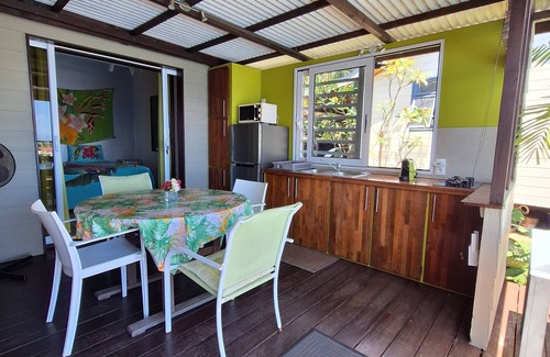 Punaauia Maison | Cozy bungalow vue exceptionnelle sur l'océan et Moorea
